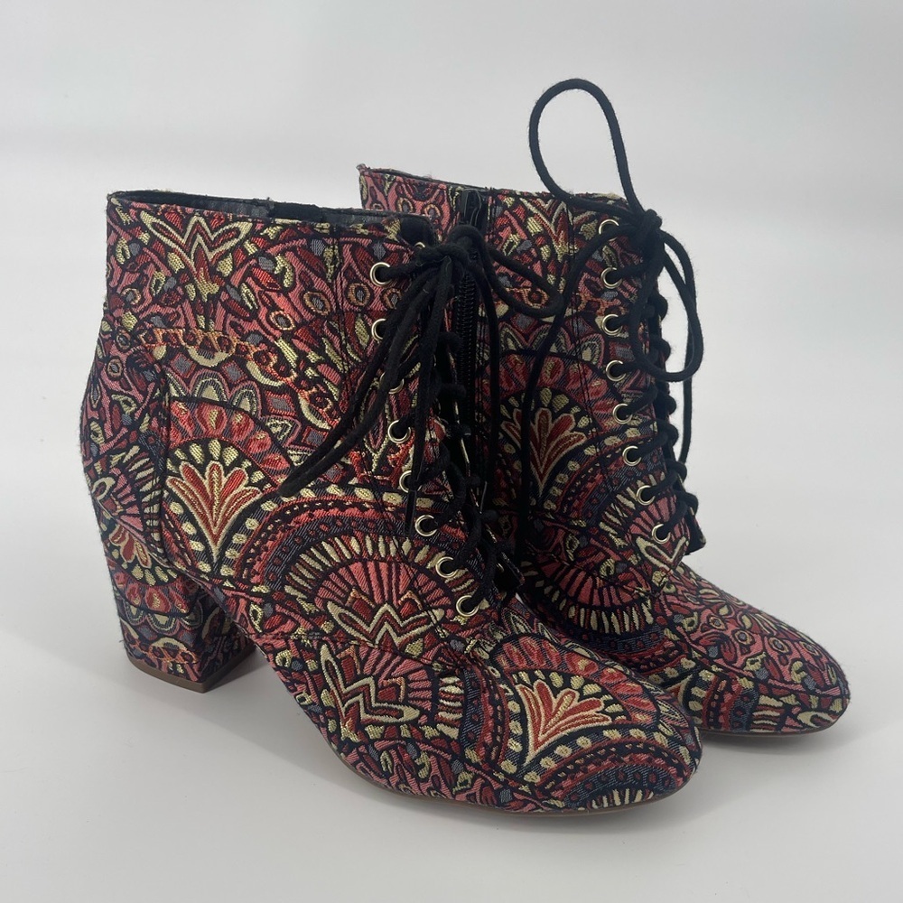 Womens Lace-Up Ankle Booties in Red Pattern